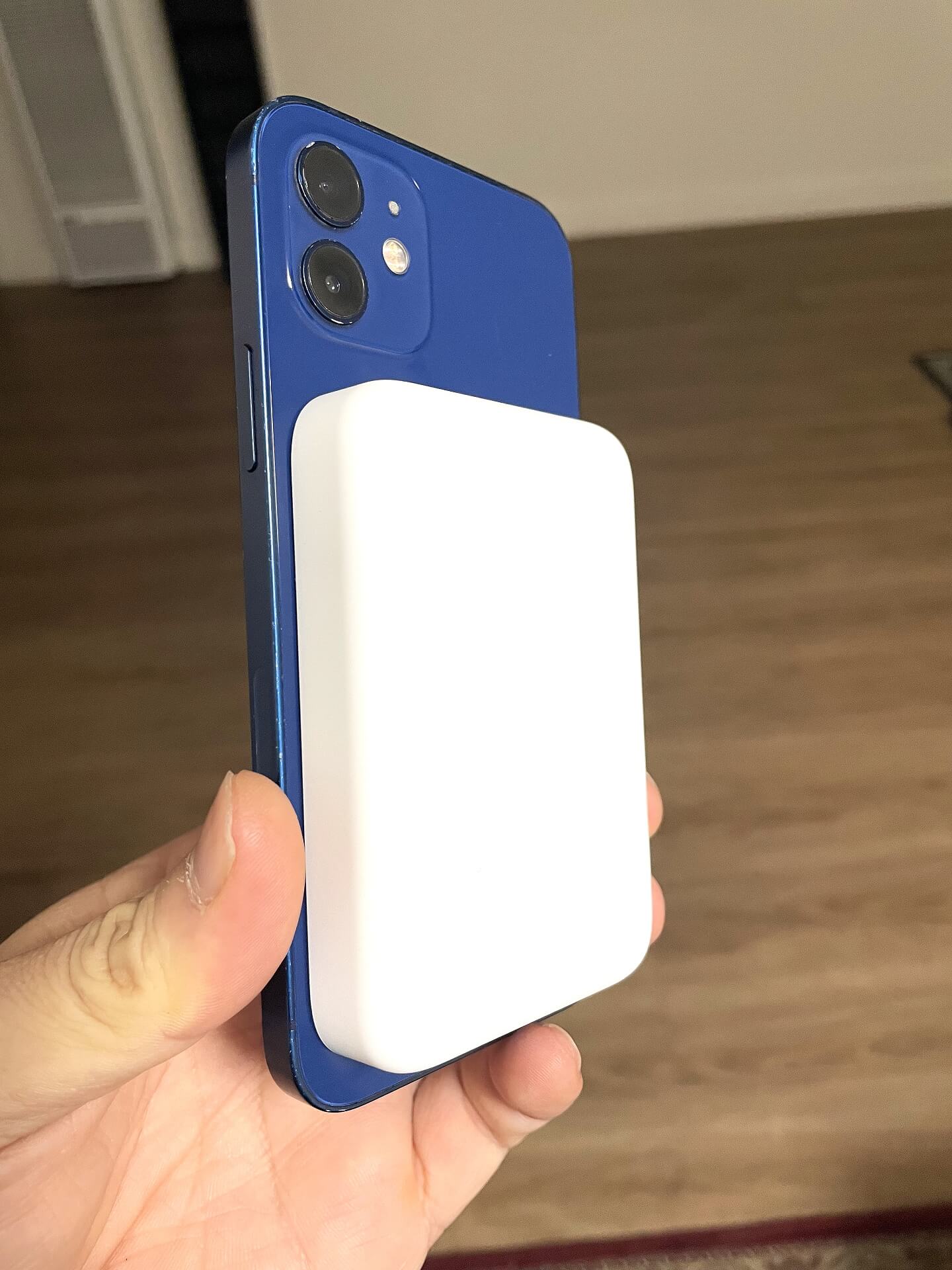 Magnetic Phone Power Bank